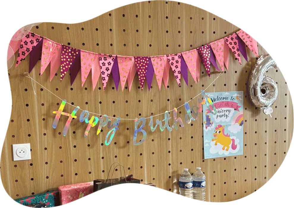 Décor de fête inclus